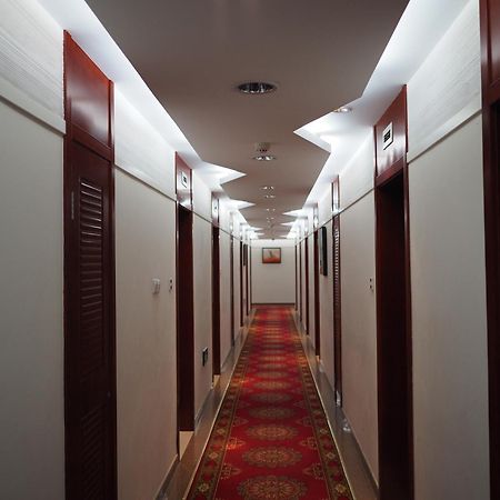 Soluxe Club International Hotel 나이로비 외부 사진