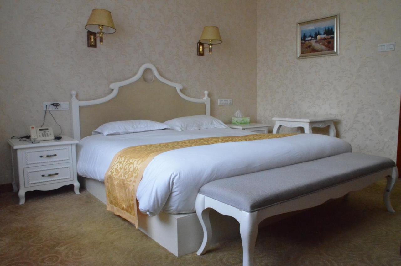 Soluxe Club International Hotel 나이로비 외부 사진